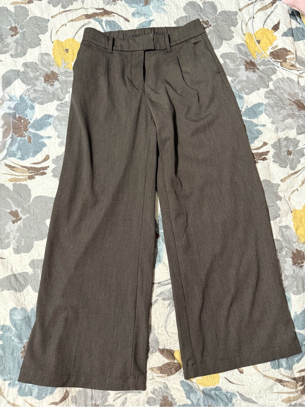 American Eagle Outfitters Women’s  Wide-Leg Dress Pants in Dark Brown